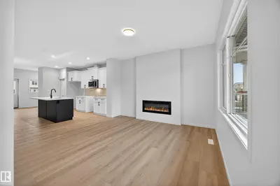 Interior photo 2 of 217 Wattle RD