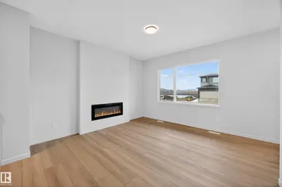 Interior photo 4 of 217 Wattle RD