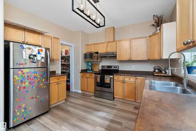 Interior photo 4 of #15 1780 GLASTONBURY BV NW