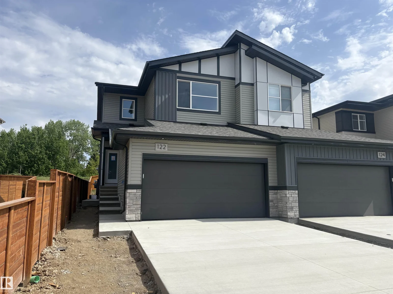 122 Royal Street, St. Albert - 4 bedroom Duplex for sale
