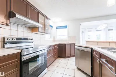 Interior photo 3 of 14916 136 ST NW