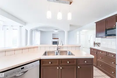Interior photo 4 of 14916 136 ST NW