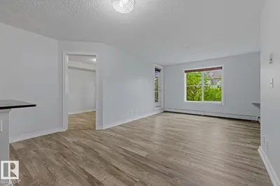 Interior photo 3 of 