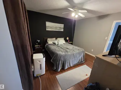 Interior photo 2 of 919 NORMANDY LN
