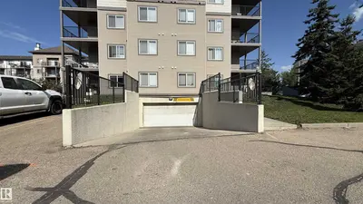 Interior photo 3 of #133 301 CLAREVIEW STATION DR NW