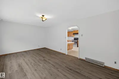 Interior photo 2 of 58228 Range Road 30