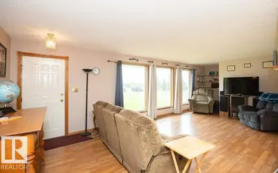 Interior photo 4 of 57532 Rg Rd 270