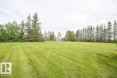 Interior photo 1 of 57532 Rg Rd 270