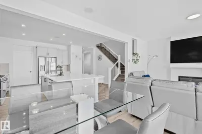 Interior photo 4 of 15816 29 AV SW