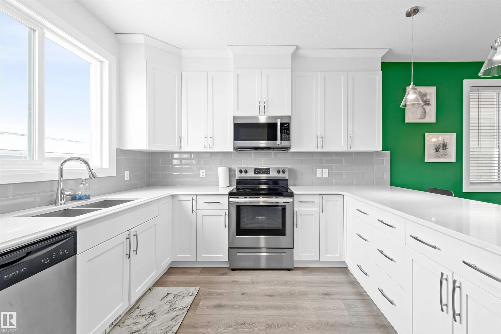 389 CHARLESWORTH DR SW, Edmonton - 5 bedroom Triplex for sale