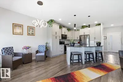 Interior photo 2 of #22 6519 46 ST