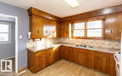 Interior photo 4 of 9836 100 ST