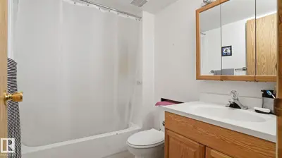 Interior photo 2 of 6119 156 AV NW