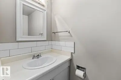 Interior photo 2 of 5512 19A AV NW