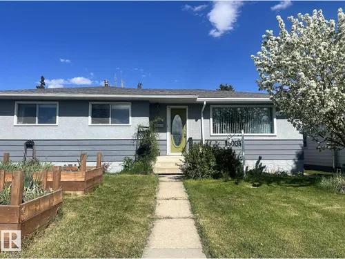 15003 81 ST NW, Edmonton - $450,000