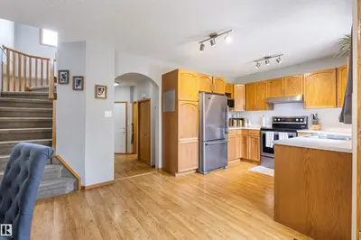 Interior photo 4 of 159 MEADOWVIEW BA