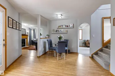 Interior photo 2 of 159 MEADOWVIEW BA