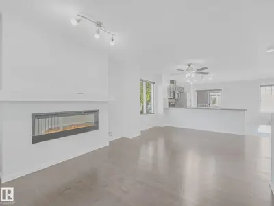 Interior photo 3 of #77 4050 SAVARYN DR SW