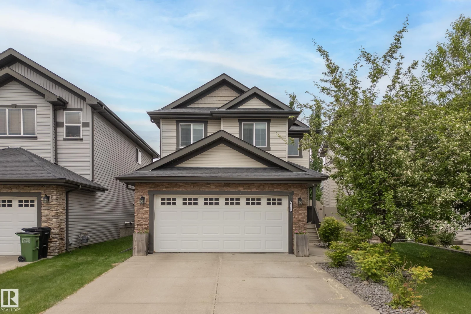 6715 19 AV SW, Edmonton - 4 bedroom Detached Single Family for sale