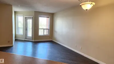 Interior photo 2 of 