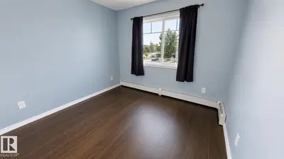Interior photo 2 of #217 273 CHARLOTTE WY