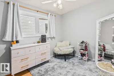 Interior photo 3 of 9324 70 AV NW