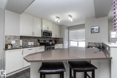 Interior photo 3 of #46 4050 SAVARYN DR SW