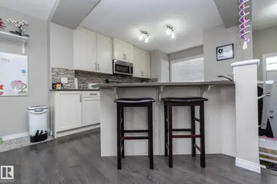 Interior photo 4 of #46 4050 SAVARYN DR SW
