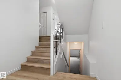 Interior photo 3 of 3806 POWELL WD SW
