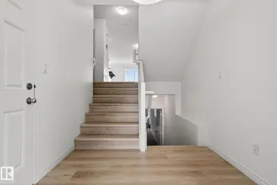 Interior photo 4 of 3806 POWELL WD SW