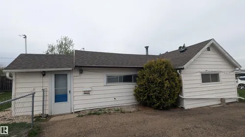 4410 48a ST, Vegreville - $89,000