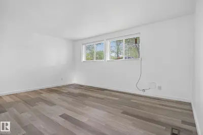 Interior photo 2 of 6203 122 AV NW