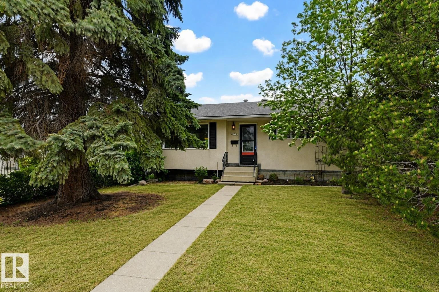10712 52 AV NW, Edmonton - 3 bedroom Detached Single Family for sale