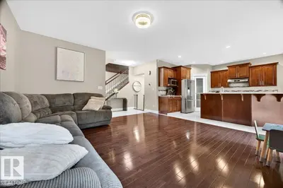 Interior photo 2 of 1326 CUNNINGHAM DR SW