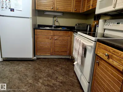 Interior photo 3 of #1600 10149 SASKATCHEWAN DR NW