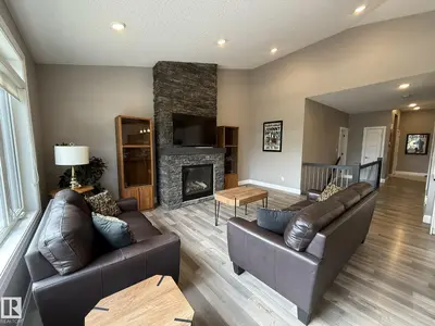 Interior photo 2 of #2 104 ALLARD LI SW