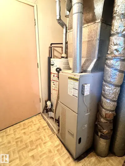 Interior photo 2 of 5419 49 ST