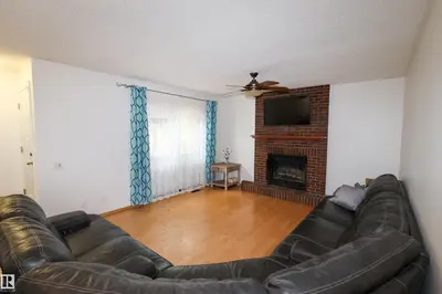 Interior photo 2 of 3467 39 ST NW