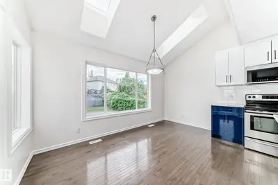 Interior photo 2 of 21208 89A AVENUE NW