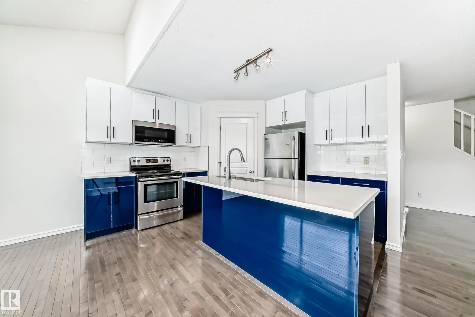 , Edmonton - 3 bedroom Residential Attached for sale