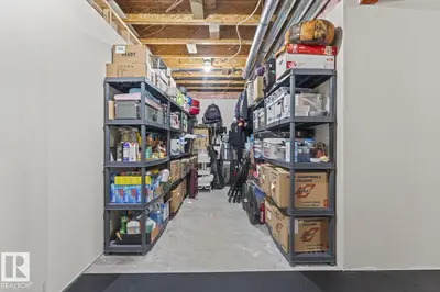 Interior photo 2 of 4 42310 Township Road 632