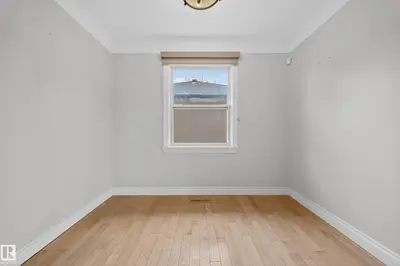 Interior photo 4 of 8706 83 AV NW