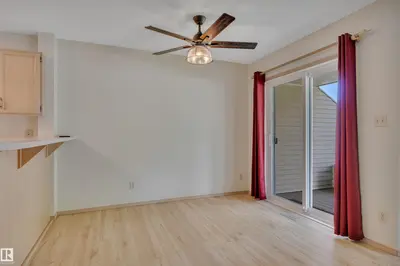 Interior photo 4 of #42 2 GEORGIAN WY