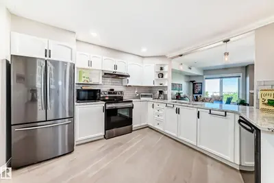 Interior photo 1 of #324 200 BETHEL DR