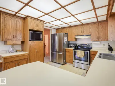 Interior photo 3 of 9608 150 ST NW
