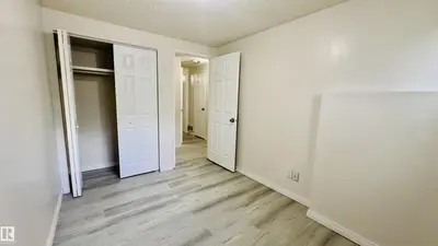 Interior photo 2 of 3609 43 AV NW NW