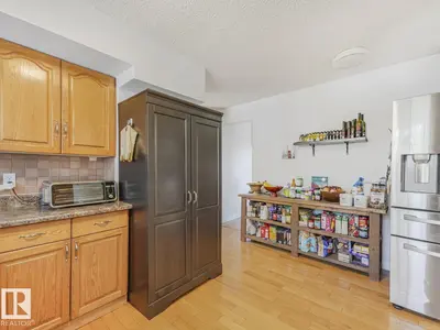 Interior photo 2 of 10511 26 AV NW