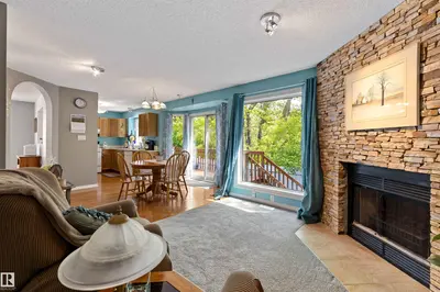 Interior photo 4 of #23 35 GARDEN RD