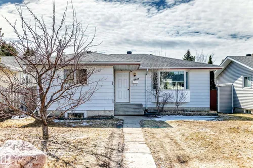 8615 42A AV NW, Edmonton - $399,999