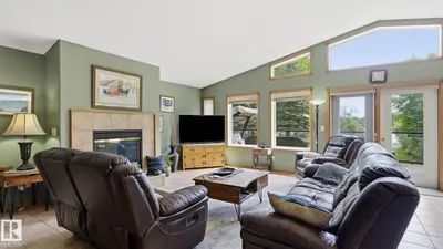 Interior photo 4 of #17 2414 TWP ROAD 522